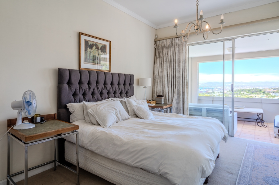 3 Bedroom Property for Sale in Oranjezicht Western Cape